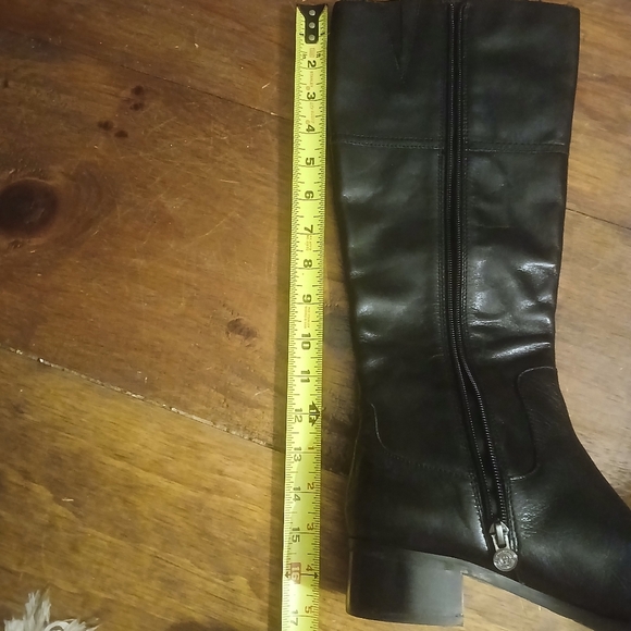 Etienne Aigner Black Heeled Boots Sleek Design - Picture 1 of 9